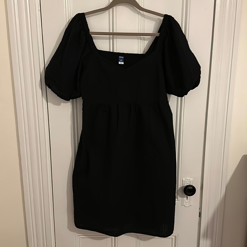 Old Navy Tall Medium black sun dress